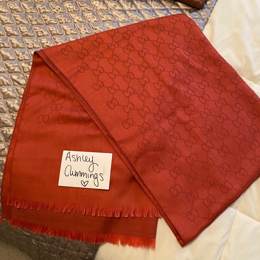 Gucci Wide Long Scarf GG print Logo